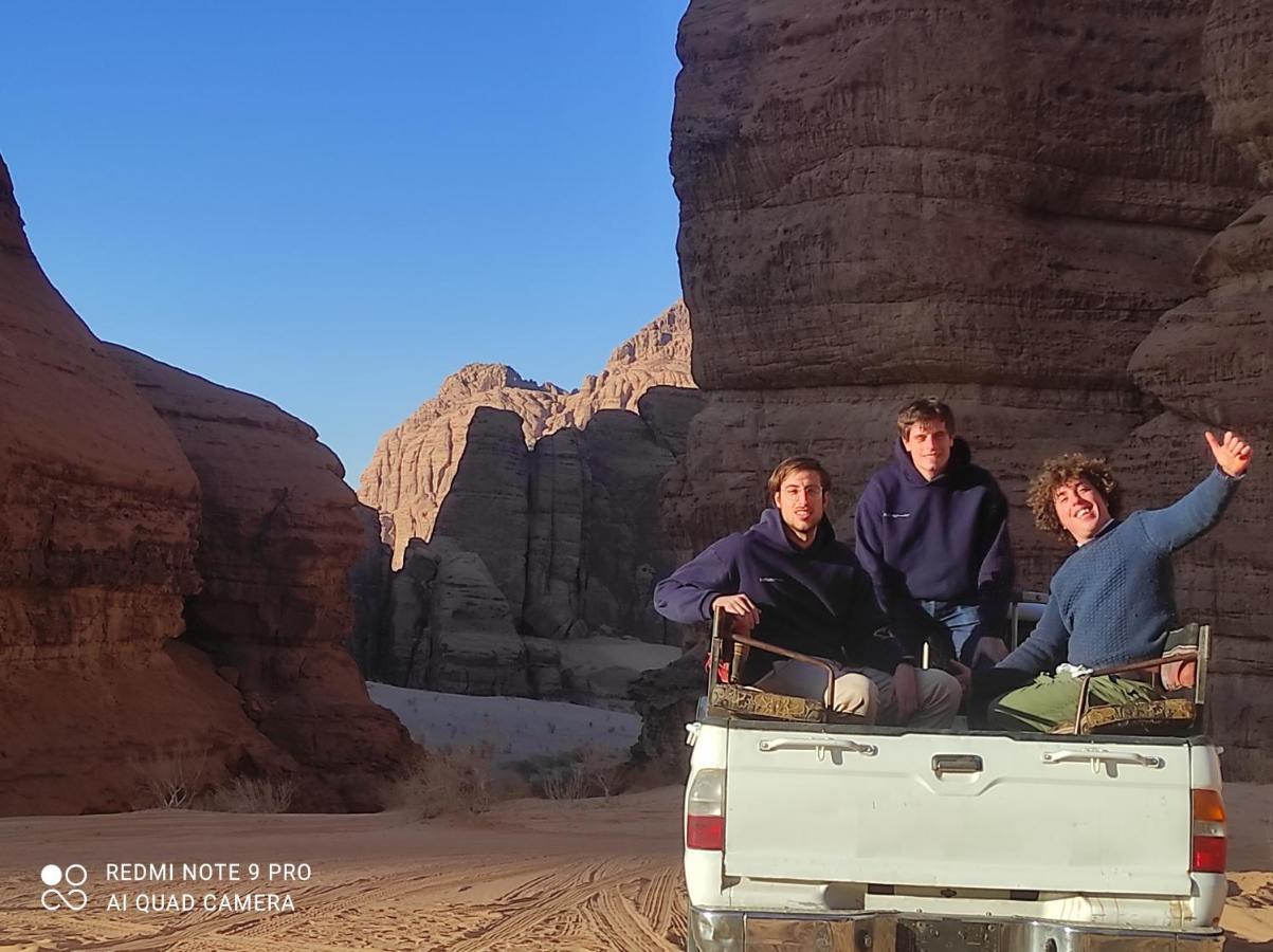 Wadi Rum Camp Stars & Jeep Tour Exterior foto